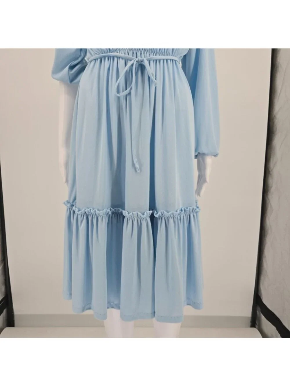 Vintage 1970s Light Blue Elastic Waist Blouson Sleeve Peasant Dress (M)
